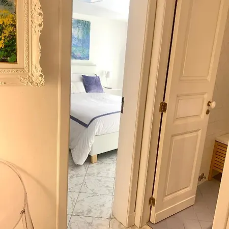 Pensión Casa Del Corso 3*