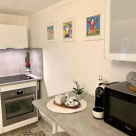 Pensión Casa Del Corso 3*