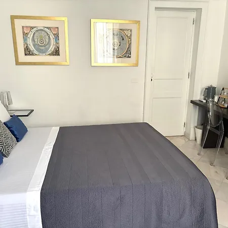 Casa Del Corso Pensión 3*