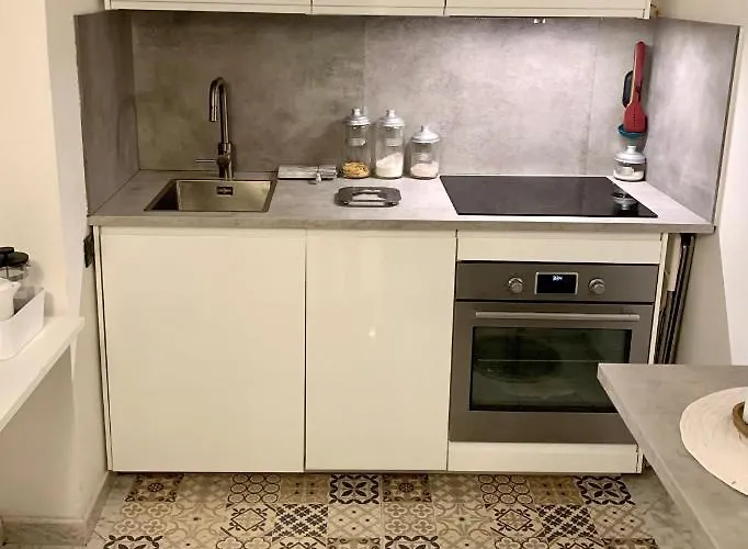Casa Del Corso 4* 아치레알레